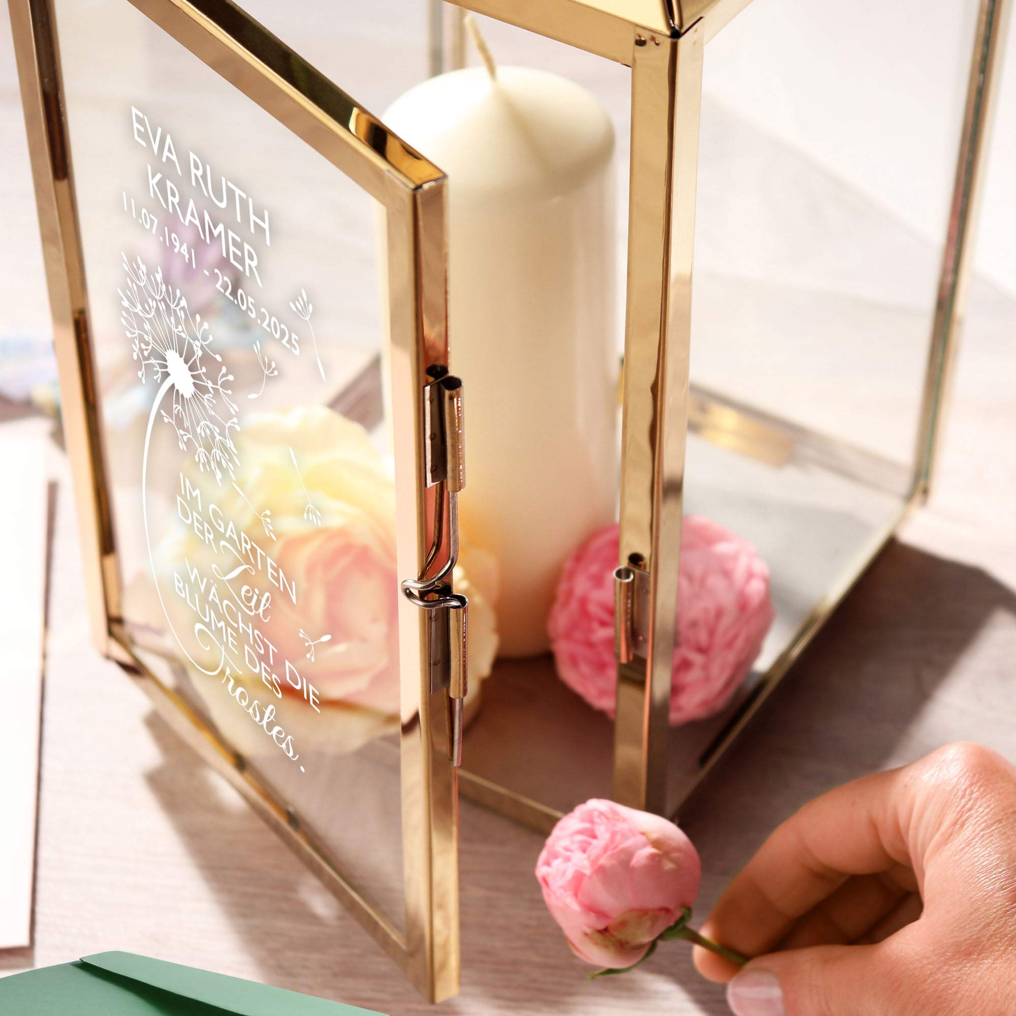 Gold Laterne mit Gravur - Trauerblume