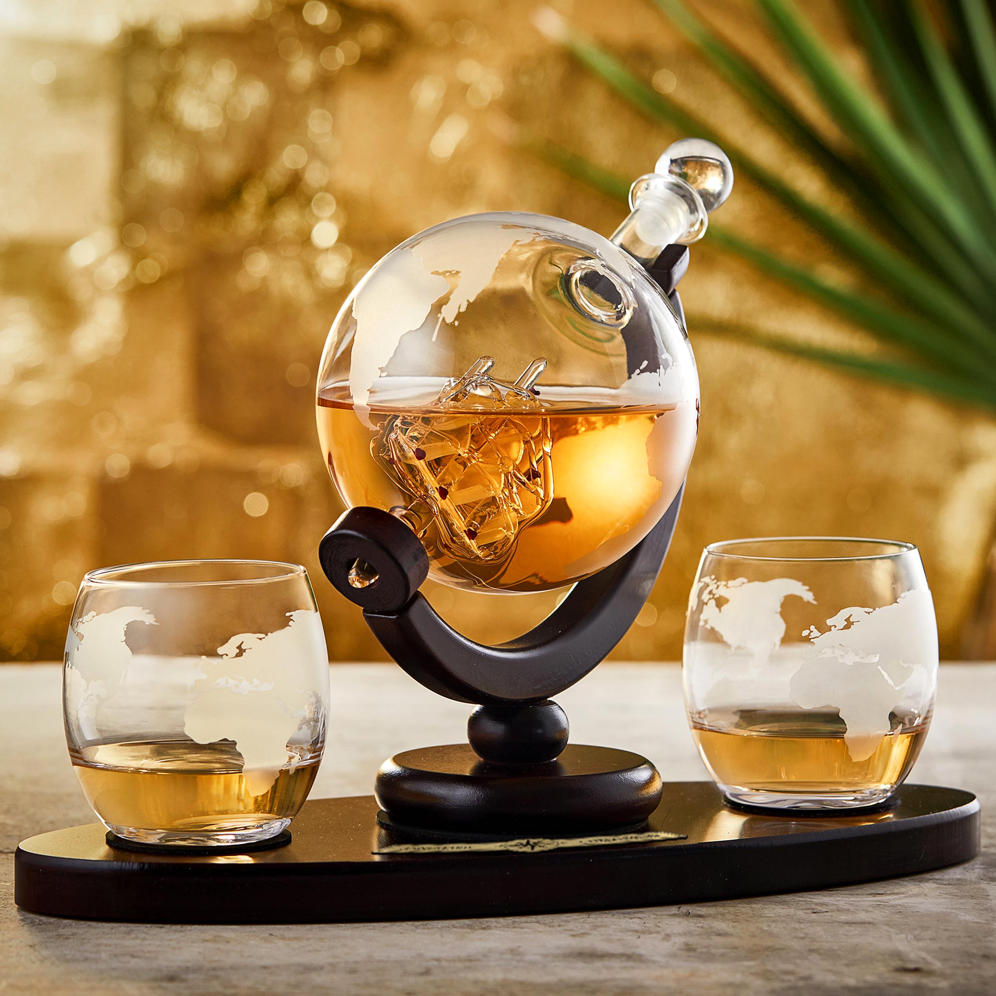 Whisky Set mit Globus Karaffe mit Gravur und 2 Gläsern - Segelschiff