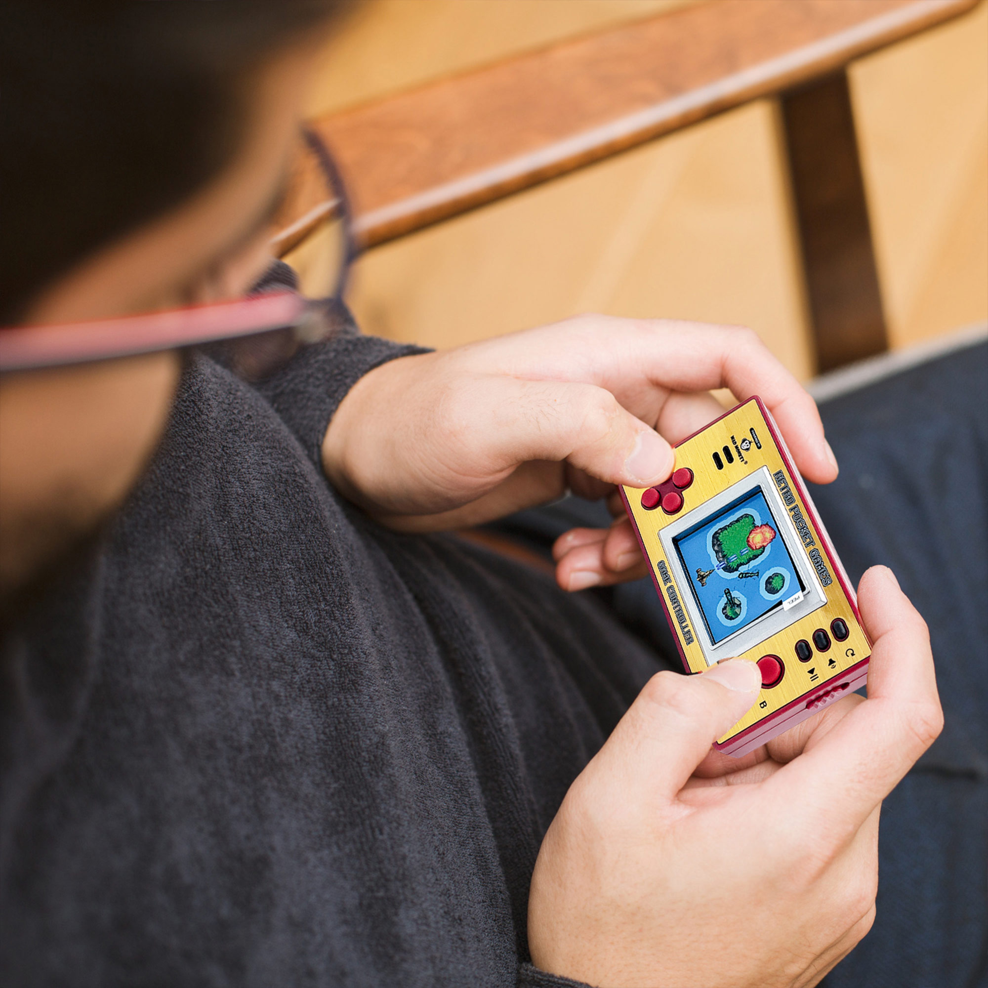 Retro Mini Spielekonsole mit LCD Display