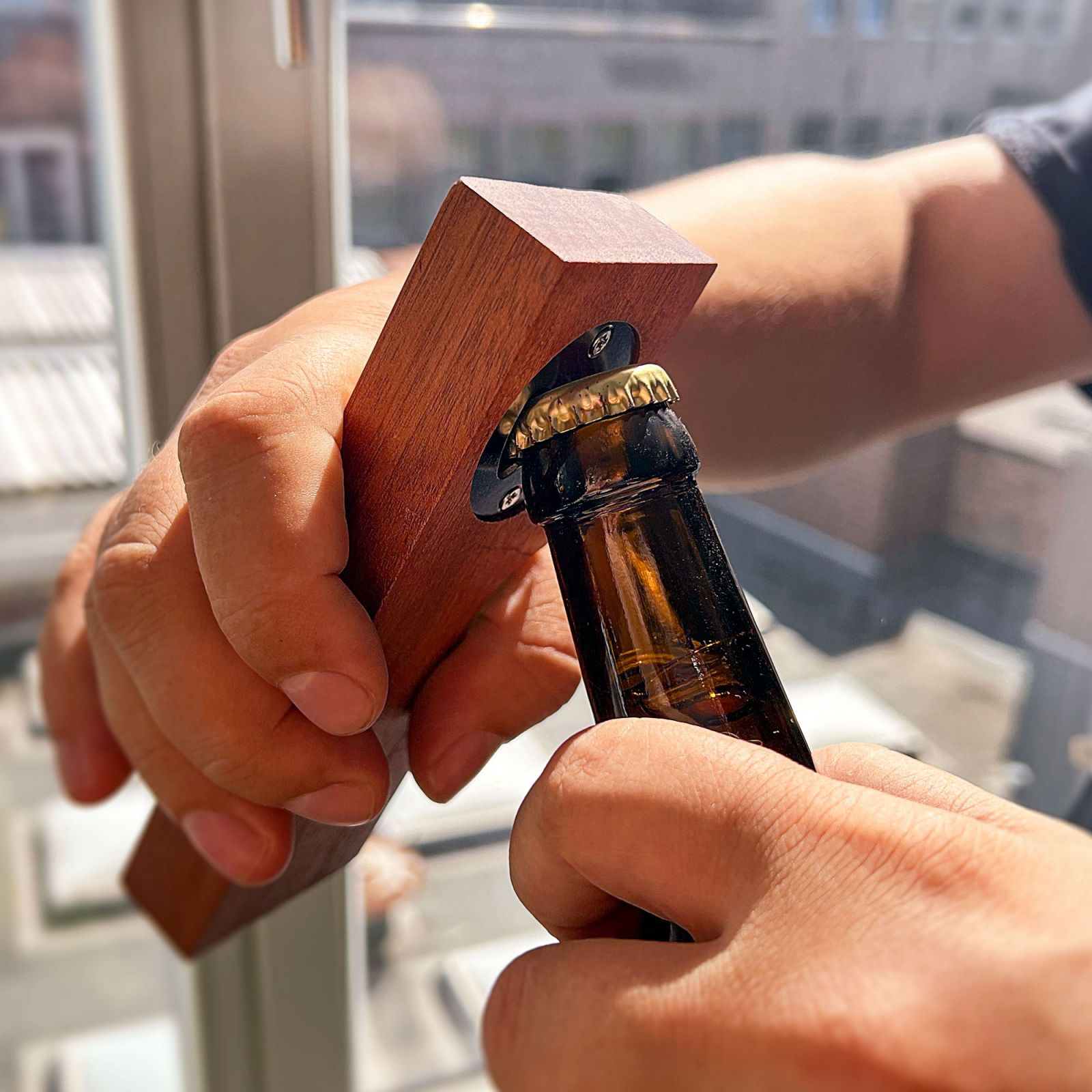 Wasserwaage mit Flaschenöffner graviert - Bester Papa