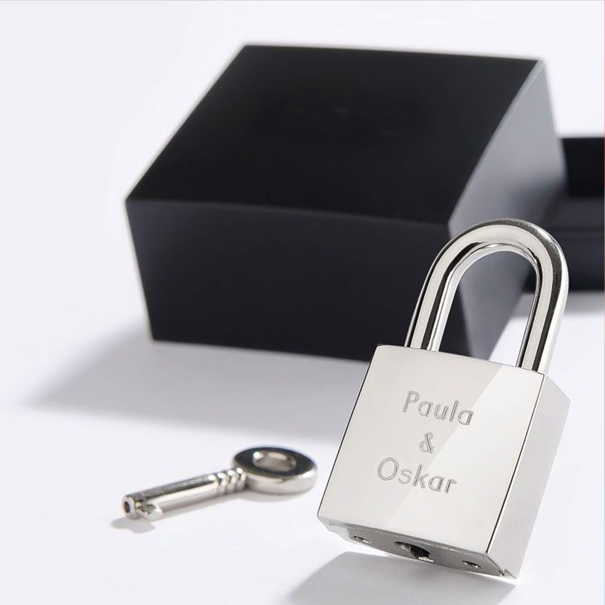 Gravur Liebesschloss