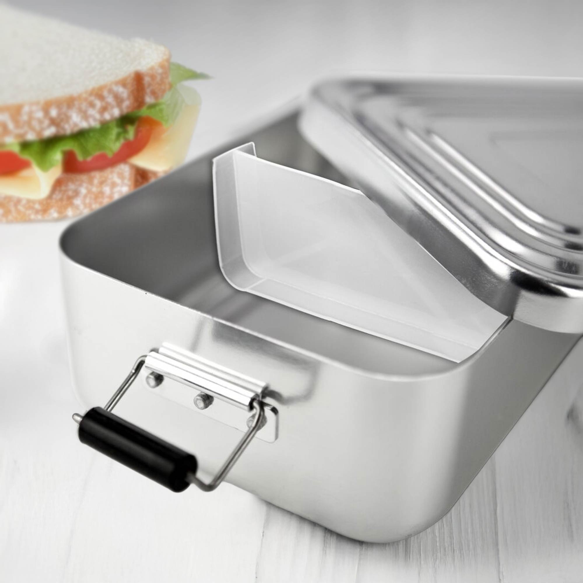Gravierte Lunchbox für Jungs - quadratisch