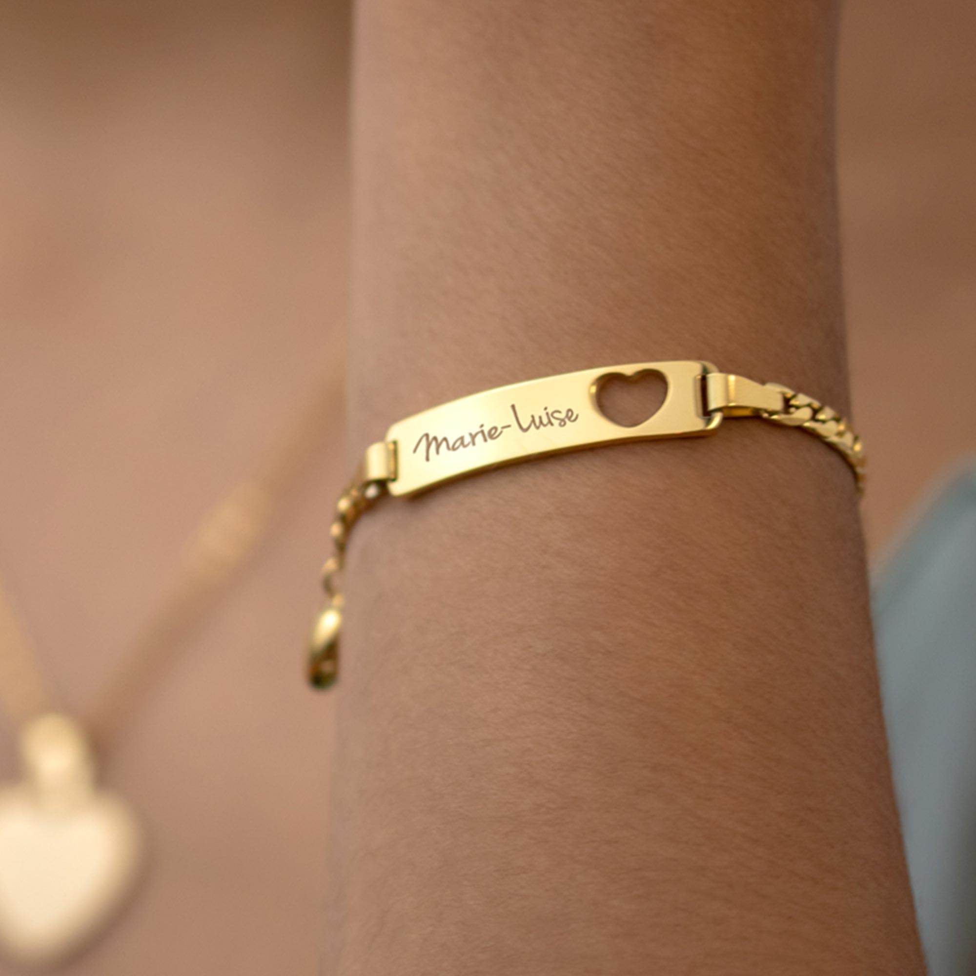 Armband mit Herzstanze Gold - Namensgravur Armband mit Herzstanze Gold - Namensgravur