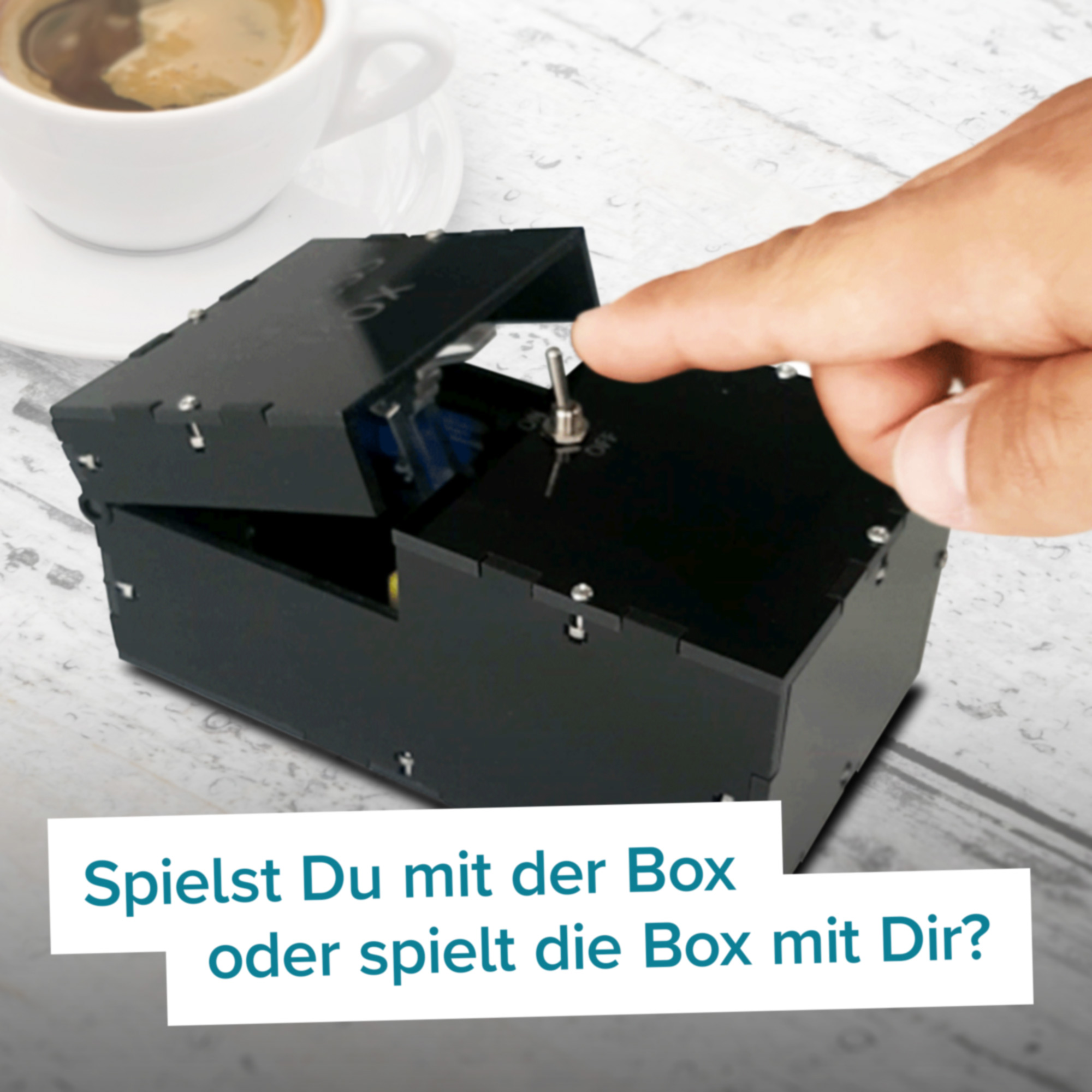 Useless Box - Scherzartikel zum Ausrasten