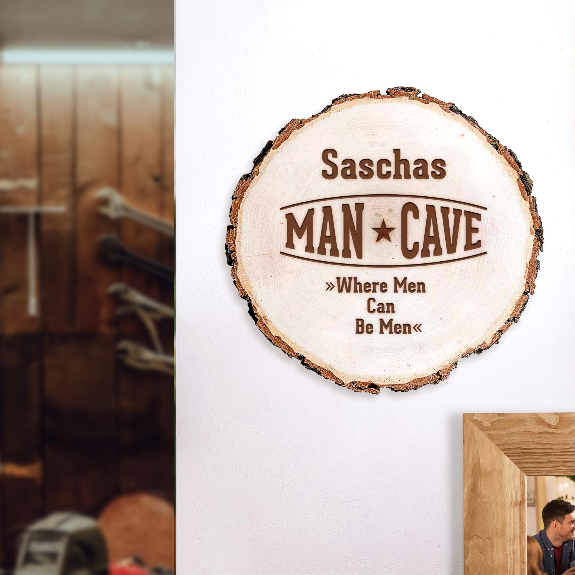 Baumscheibe mit Gravur - Man Cave