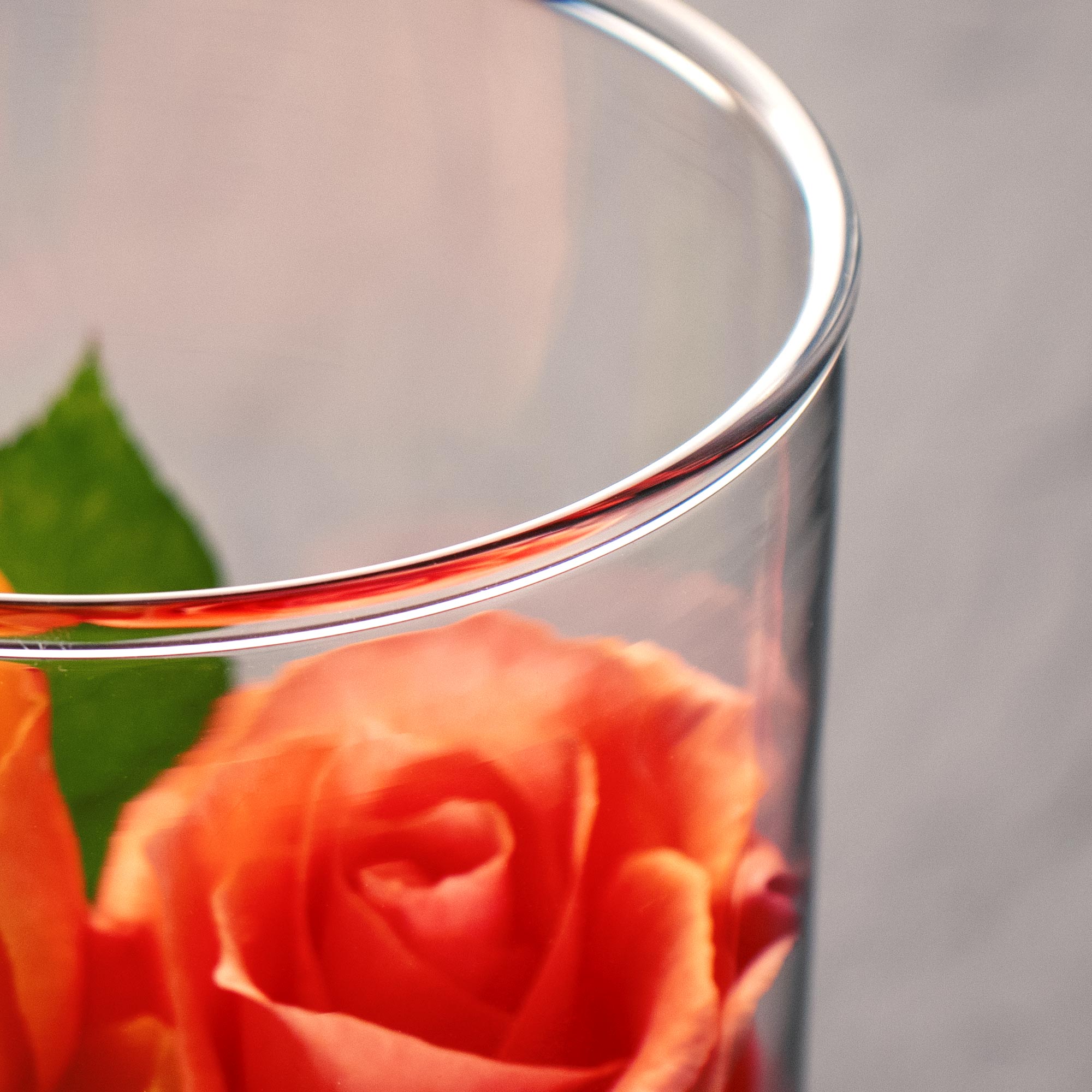 Runde Vase mit Gravur - Blumenherz für Mama