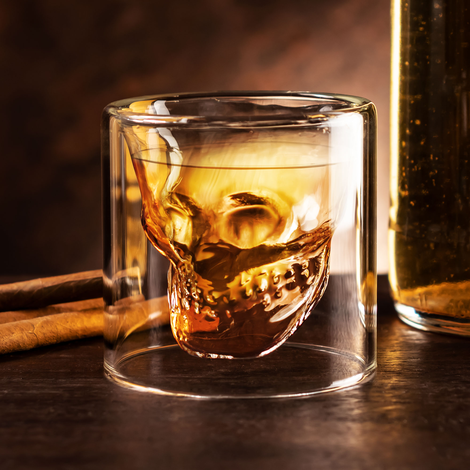 Doppelwandiges Schnapsglas - Totenkopf Doppelwandiges Schnapsglas - Totenkopf