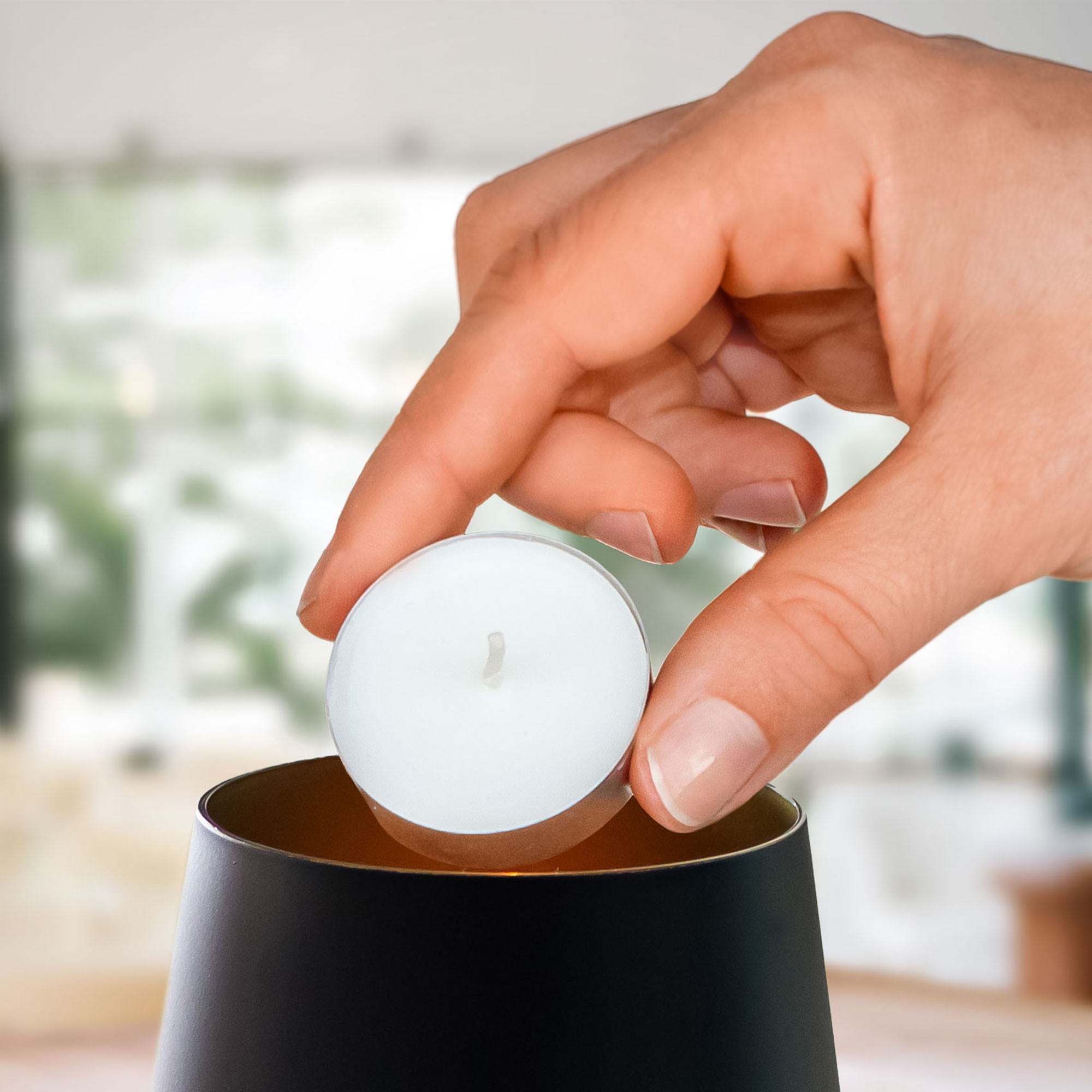 Schwarzes Windlicht mit Gravur - Family