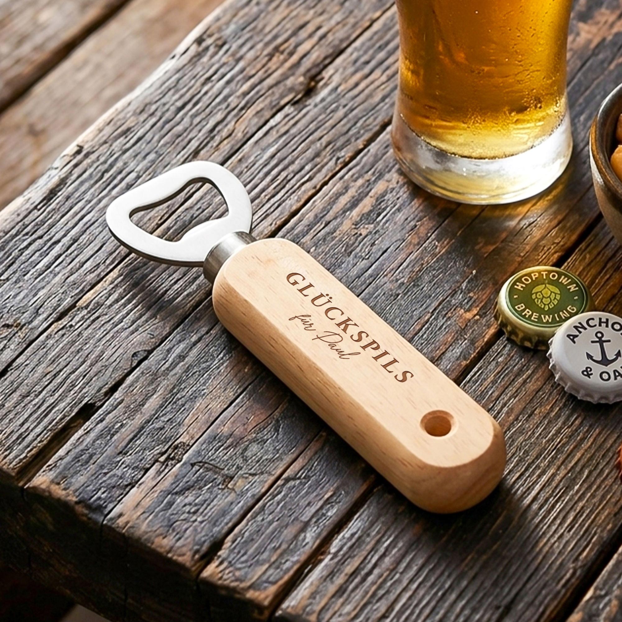 Personalisierter Flaschenöffner aus Holz
