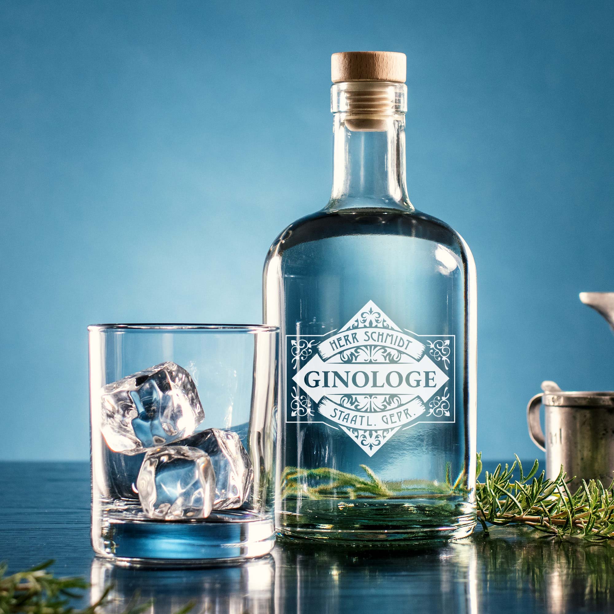 Glaskaraffe mit Gravur - Ginologe