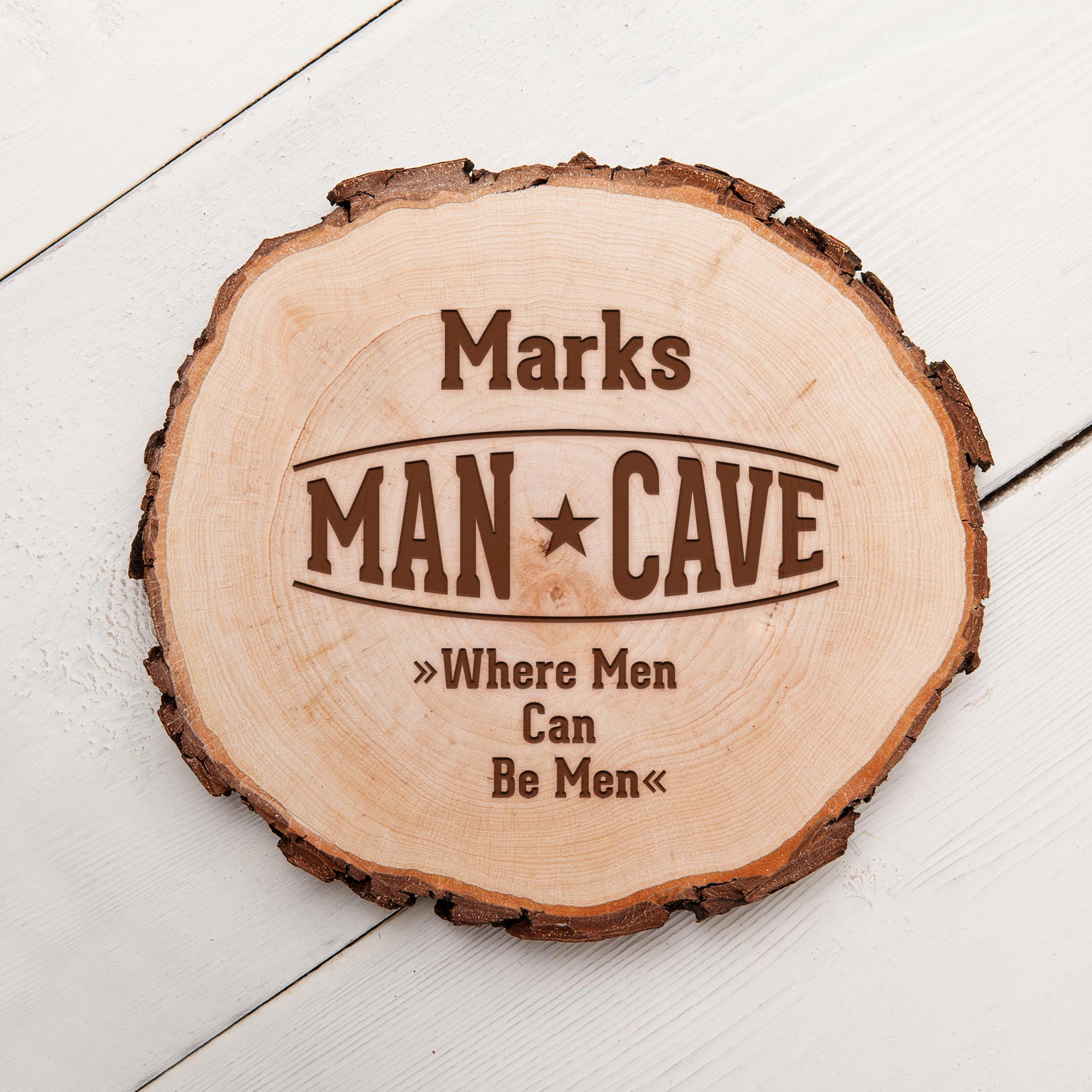 Baumscheibe mit Gravur - Man Cave