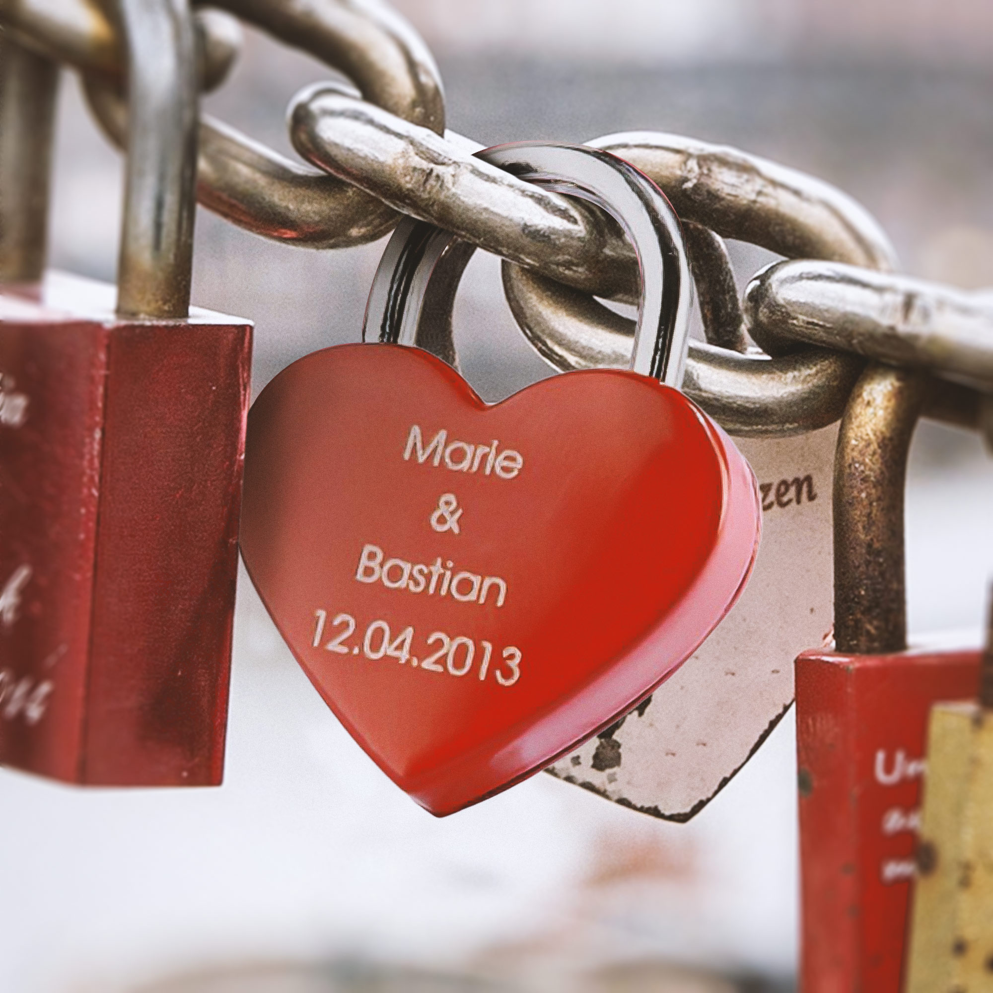 Liebesschloss mit Gravur - Rotes Herz