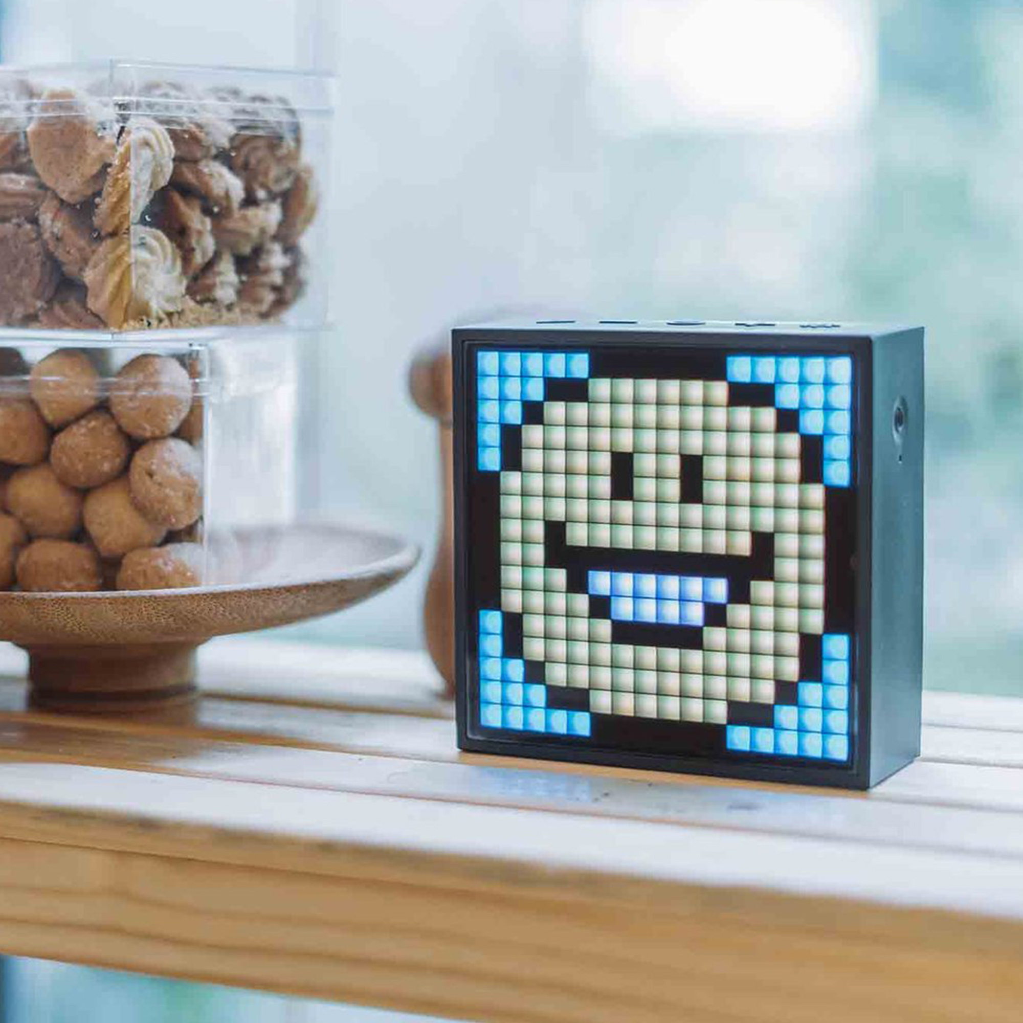 Pixel Bluetooth Lautsprecher - TimeBox mit Display